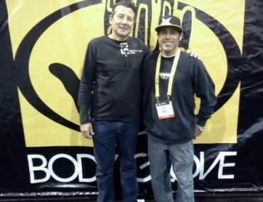 >Στην Body Glove o Rob Flores