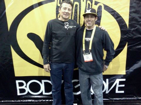 >Στην Body Glove o Rob Flores