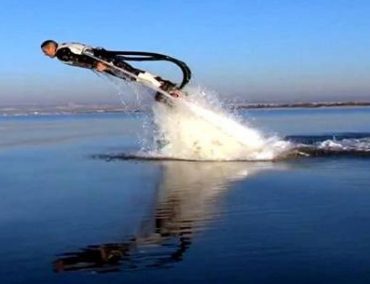 >Παρουσίαση του FlyΒoard στην Ελλάδα