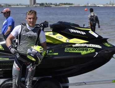 >Bushell reports for Jettribe
