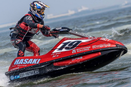 >Διπλά sponsons σε SX-R