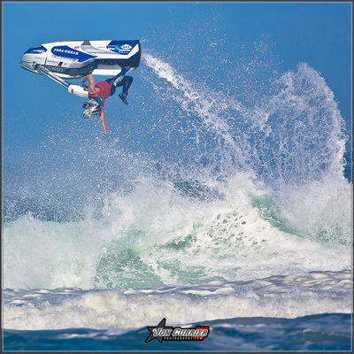 >Gomez wins MotoSurf at Blowsion SurfSlam 2013