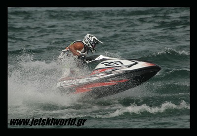 >Επανέρχεται ο Rius στα Όρθια