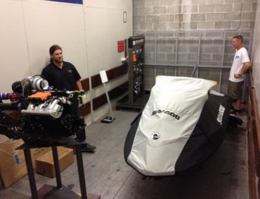 >Με 3 κυλίνδρους η Rotax