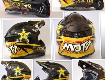 >How Motzouriss helmet was painted