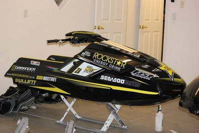 >Motzouriss Bullett Racing V2 S4 with stickers