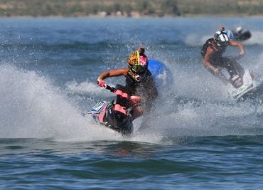 >Τίτλος για την Carmouche