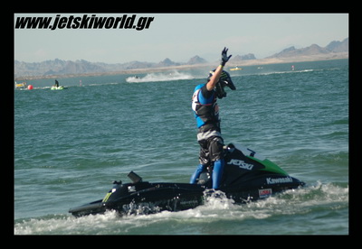 >Από τι εγκατέλειψε ο Warner;