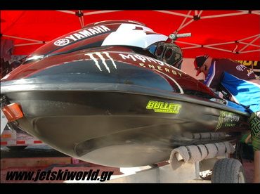 >Η γάστρα του Farthing φτιαγμένη από την Bullett Racing