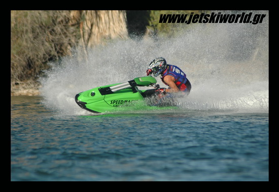 SE Speedmagic Kawasaki 15F powered SX-R – World Exclusive