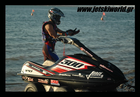 >Trinity V-Drive SX-R tested in Havasu