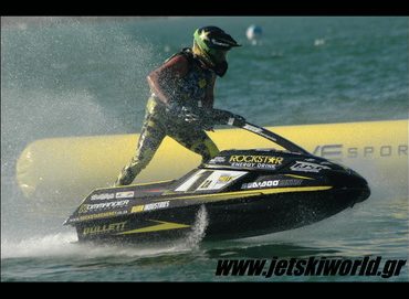 >Motz on a 4T Bullett Racing at Kings Cup