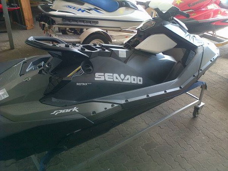 >Fast Powersports is ZA got the Spark