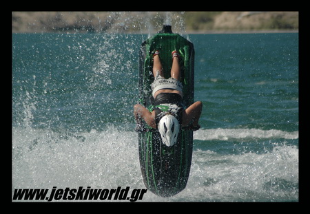 >Zack Bright εν δράση