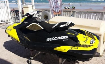>Spark ντυμένο με Hydro-Turf