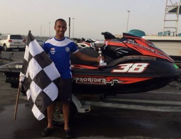 >Ο Cozmo κερδίζει στην Stock Runabout