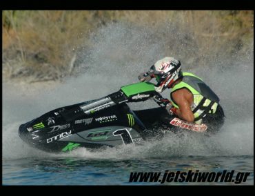 >Trinity Composites SX-R replica hull tested