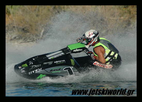 >Trinity Composites SX-R replica hull tested