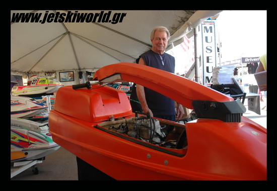 >Going Vintage Jet Ski