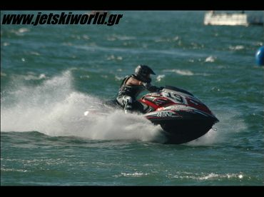 >Aero wins Moto 1 in Pro Stock Runabout