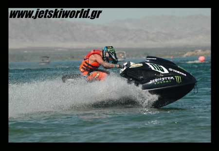 >Καμία προσπάθεια ο Farthing