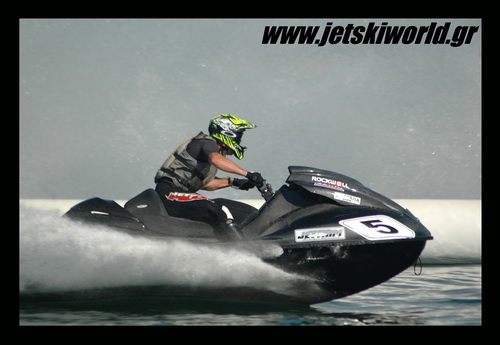 >Gyorgy Kaszas tricky Yamaha FZR