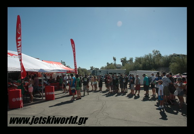 >Ουρά για αυτόγραφα