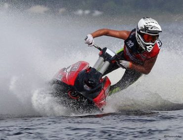 >Broc Harris wins on Trinity Composites
