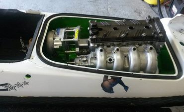 >Supercharged Όρθιο