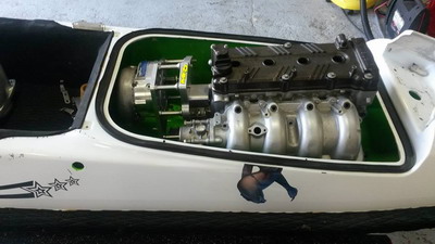 >Supercharged Όρθιο