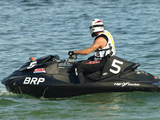 >Ο Kasza κέρδισε την Pro Runabout Open