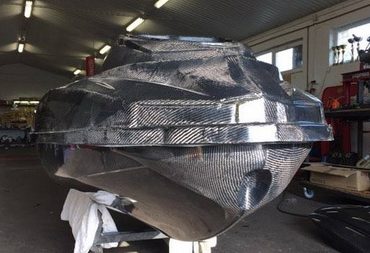 >Kaszas Runabout hull