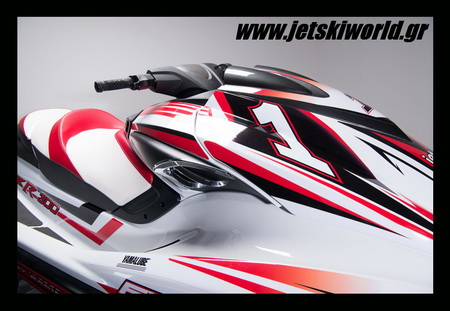 >Yamaha FZR300: Need for speed