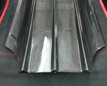 >Carbon plate από την Slovenia