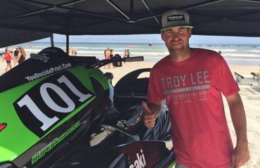 >Ταχύτητος εμφανίστηκε ο Warner στην Florida