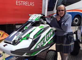 >Θεατές κάθε ηλικίας