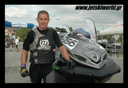 >Κι ο Chrici στο Akropolis Jet Raid
