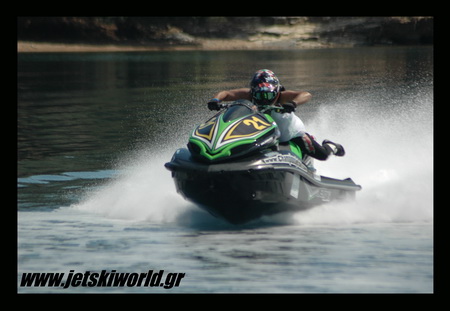 >Akropolis Jet Raid 2016, τριάδα ο Μαλούχος