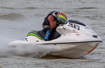 >Ένα διαφορετικό Yamaha FZR