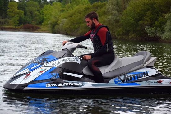 >Ηλεκτρικό Jet Ski