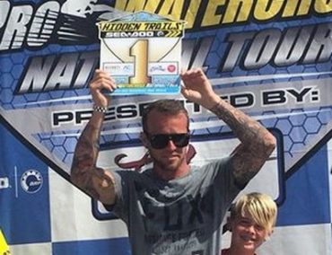 >Έσκισε ο Farthing