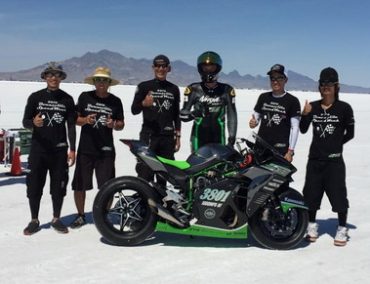 >Ο Kanamori στο Bonneville