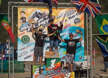 >Blowsion SurfSlam 2016 podium