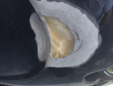 >Macs cracked hull