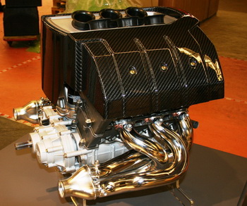 >Εξακύλινδρο φάντασμα