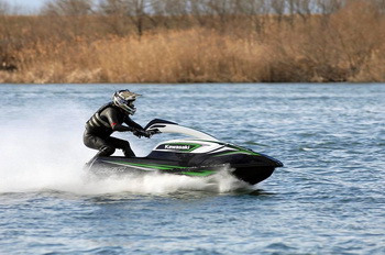 >SX-R test rides in Japan