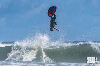 >Back flip με SurfJet