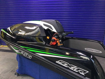 >Carbon καπάκι για 1500 SX-R