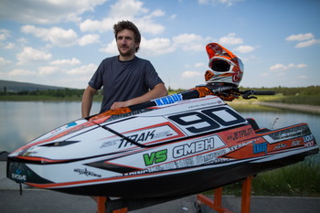 >Μεγαλώνουν τα όρθια