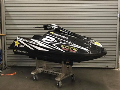 >Το νέο σκάφος του Tyron